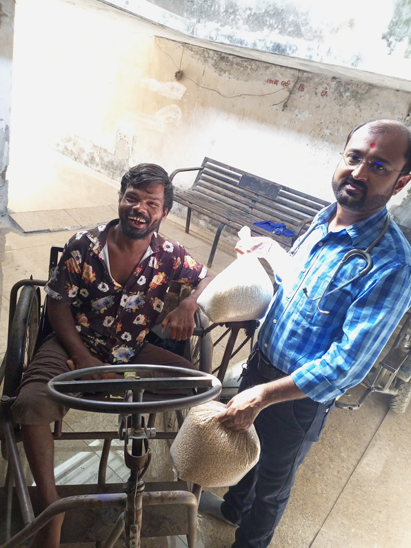 વ્હીલચેર સહાય